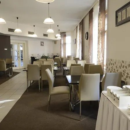 Esprit Szálloda 3*